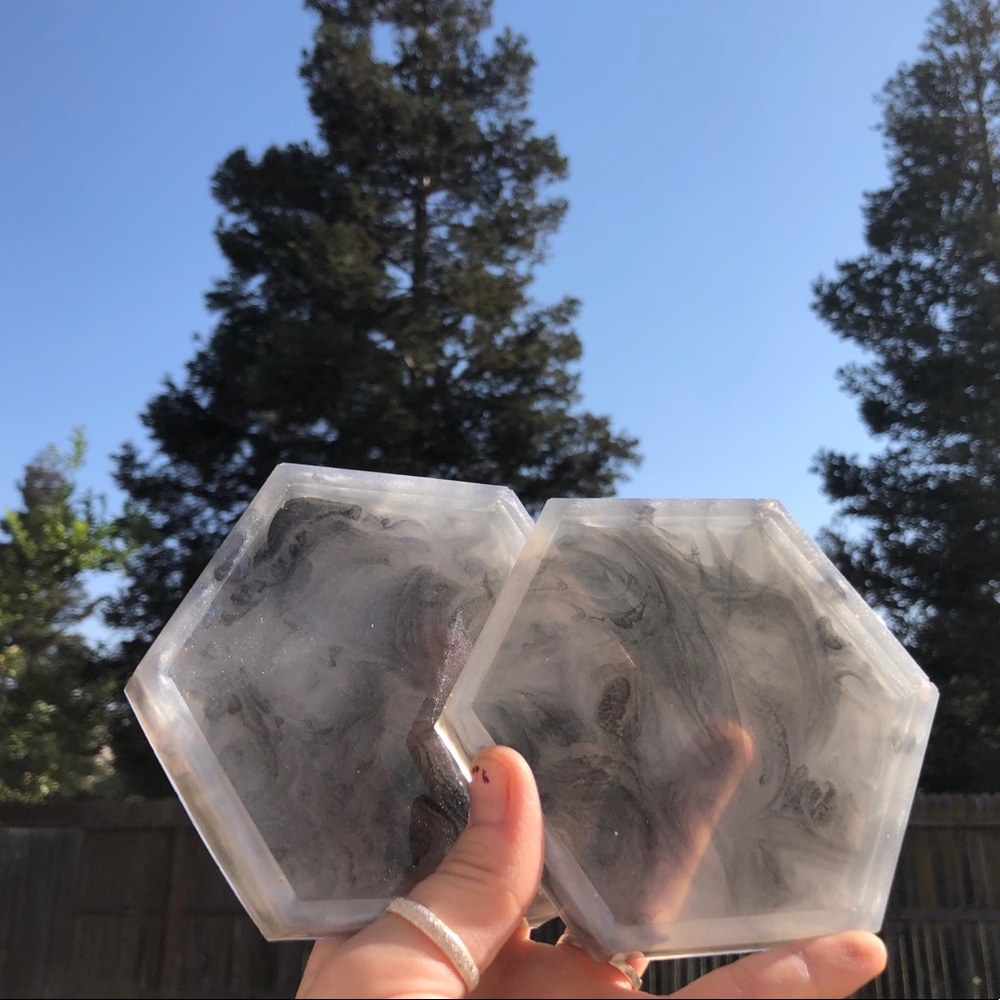 Resin coaster